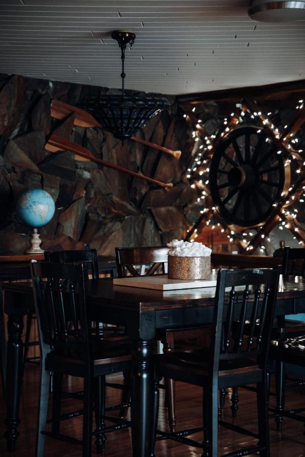 Royal Harrison Retreat Βίλα Harrison Hot Springs Εξωτερικό φωτογραφία