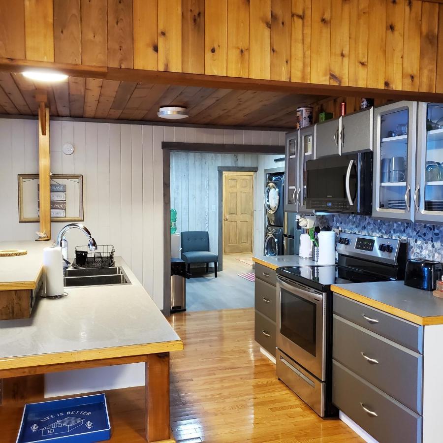 Royal Harrison Retreat Βίλα Harrison Hot Springs Εξωτερικό φωτογραφία