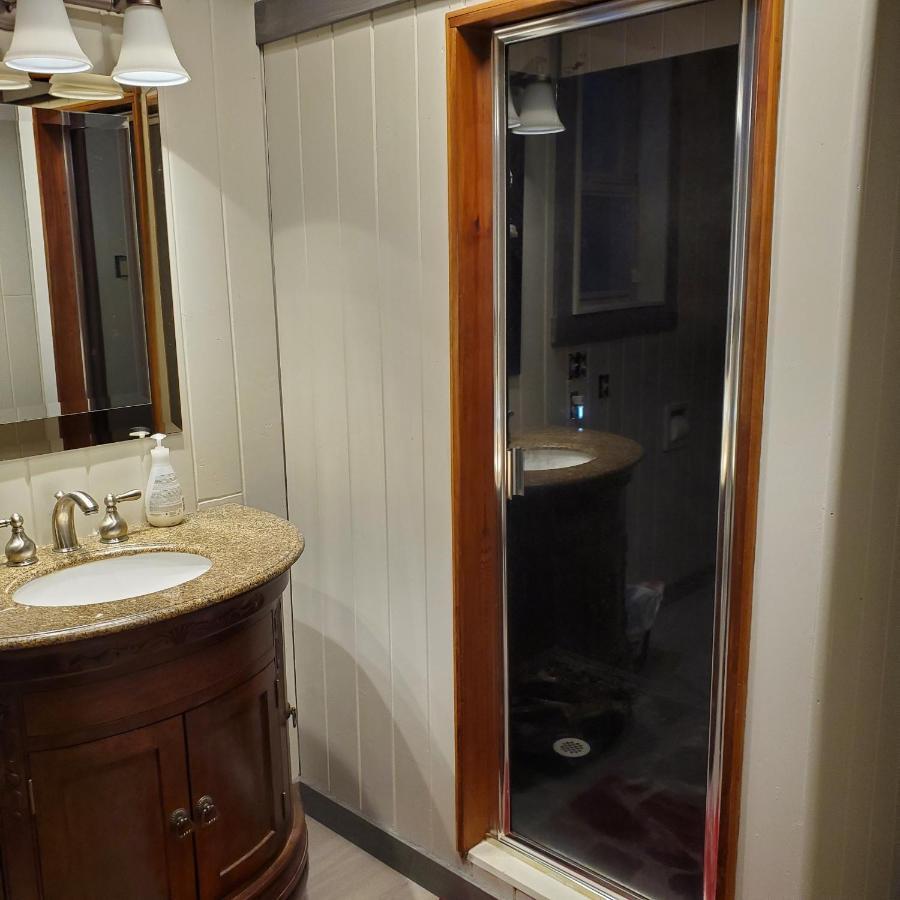 Royal Harrison Retreat Βίλα Harrison Hot Springs Εξωτερικό φωτογραφία